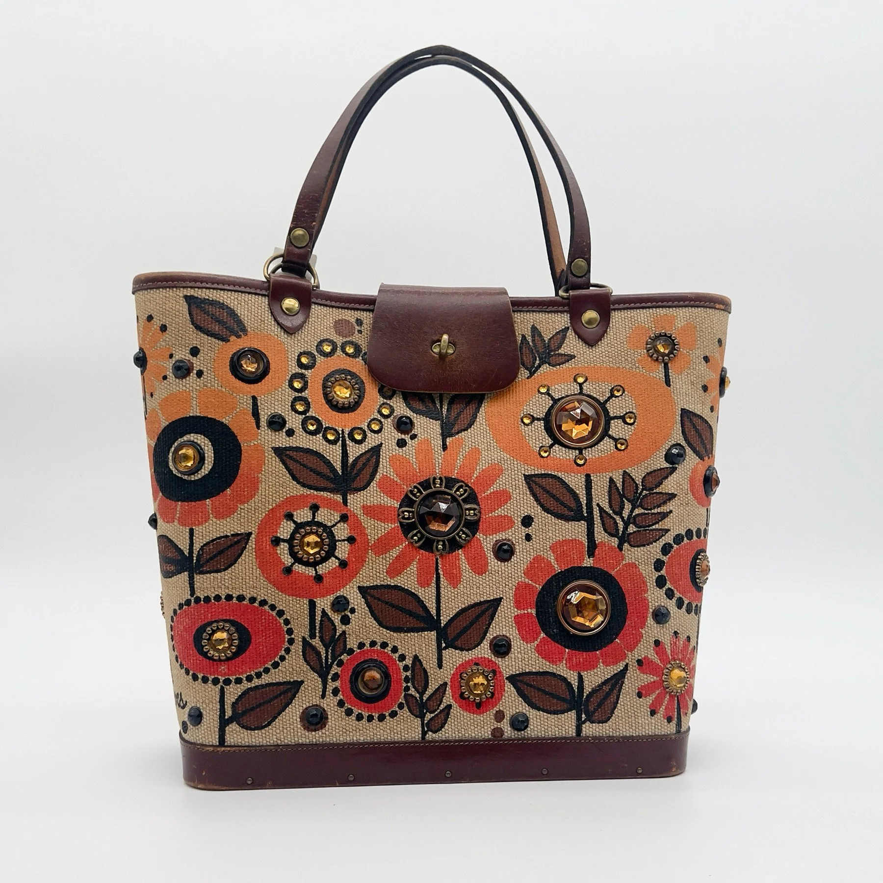 Finding Enid with LOVE - Elements with Enid: Bags in the Form Exhibit